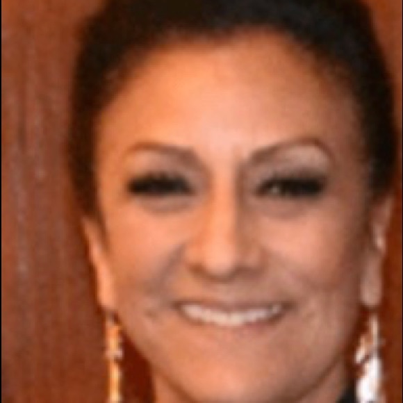 Meet your Posher, Antoinette - Picture 4 of 7